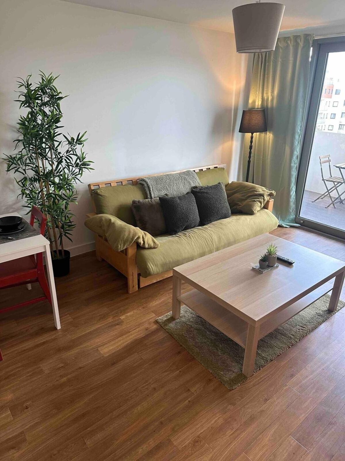 Entire 2 Bedroom Flat Лондон Екстер'єр фото